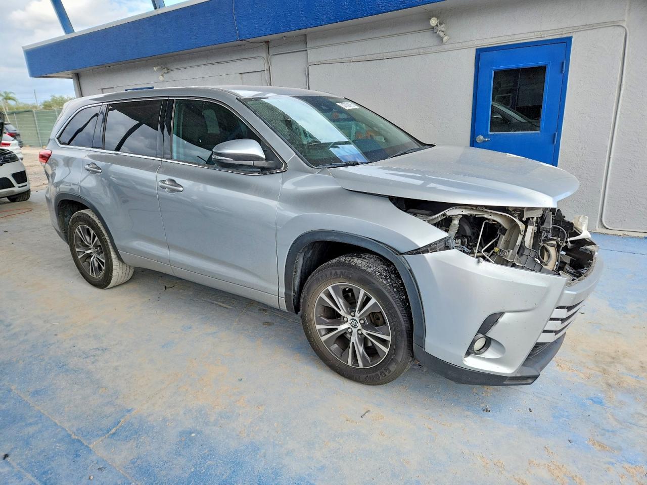 2018 TOYOTA HIGHLANDER