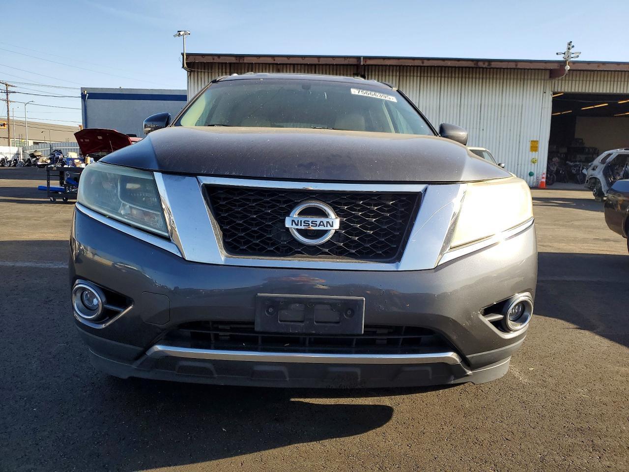 2014 NISSAN PATHFINDER