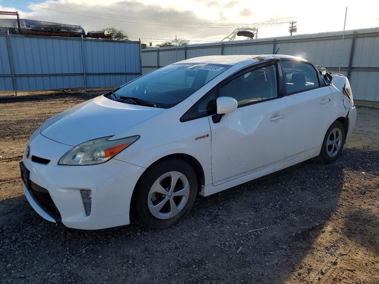 2014 TOYOTA PRIUS
