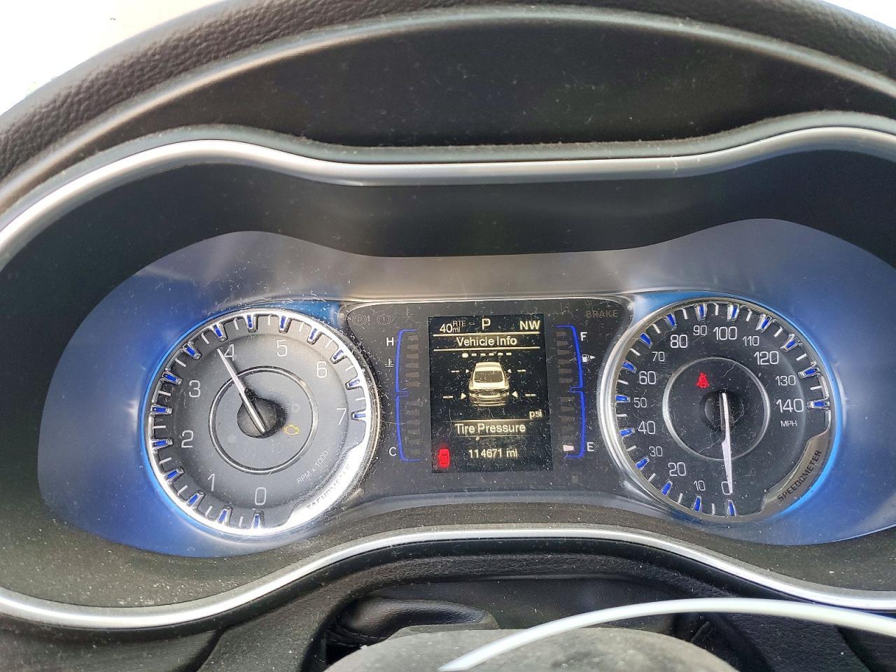 2015 CHRYSLER 200