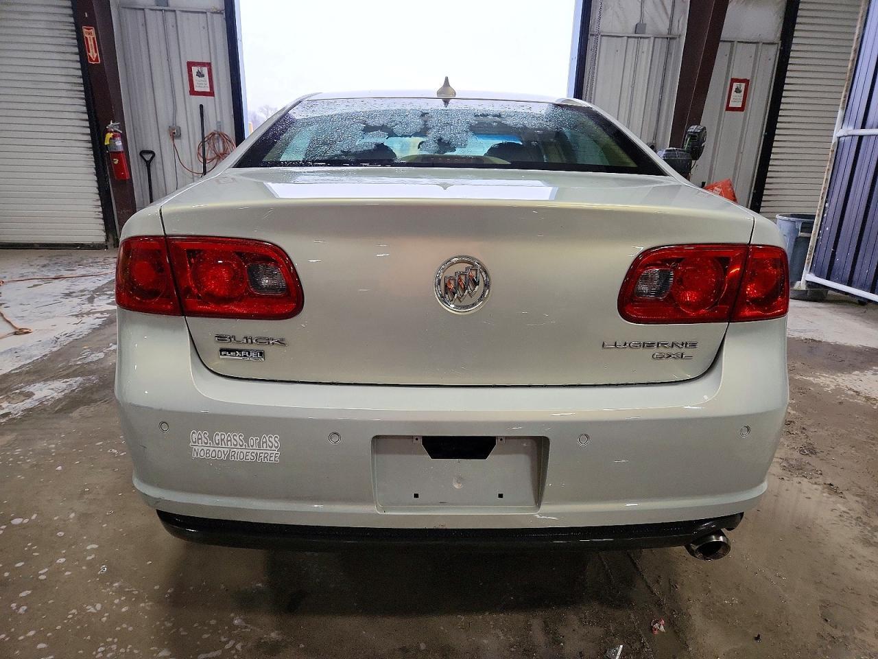 2010 BUICK Lucerne