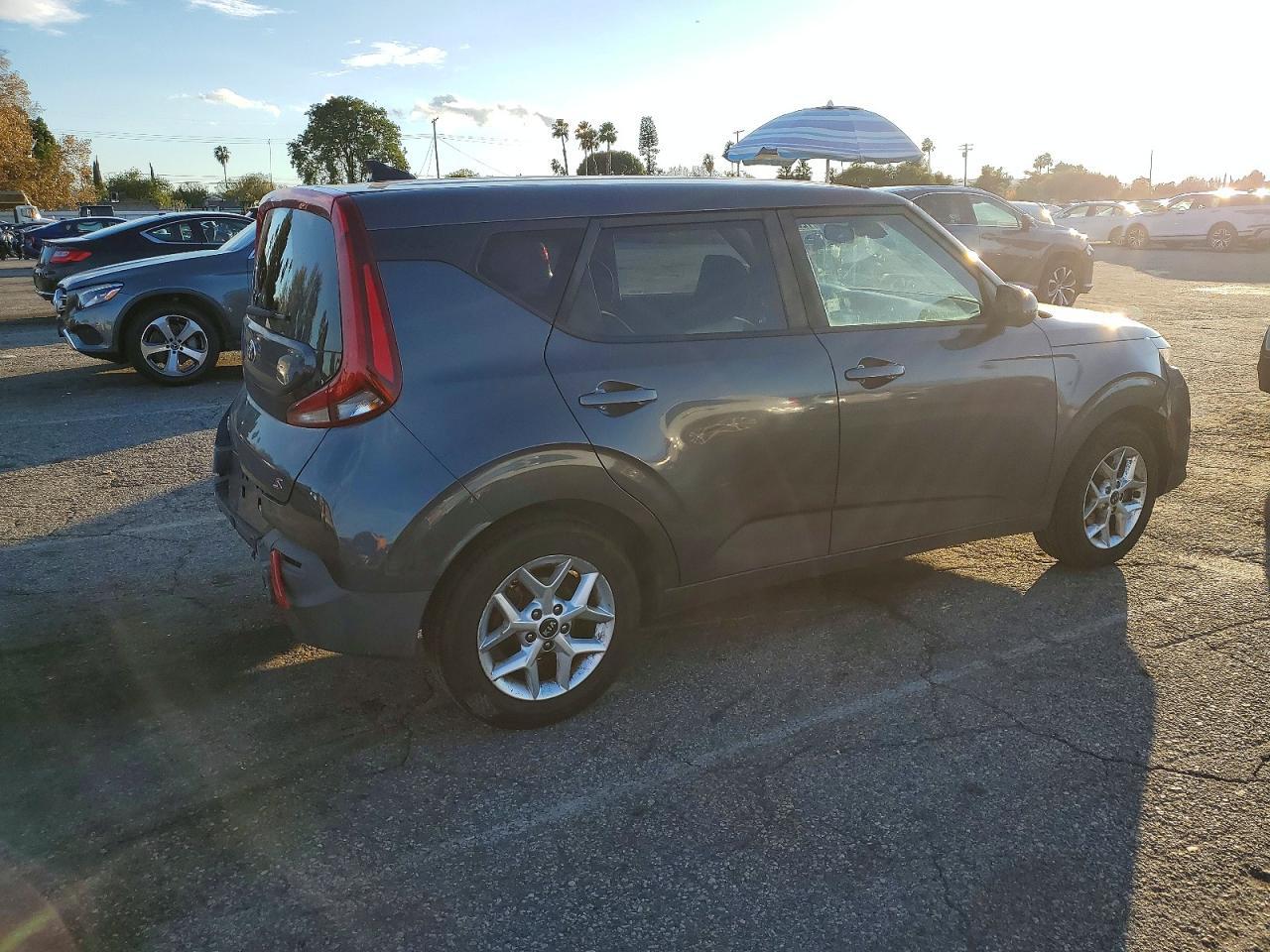 2021 KIA SOUL