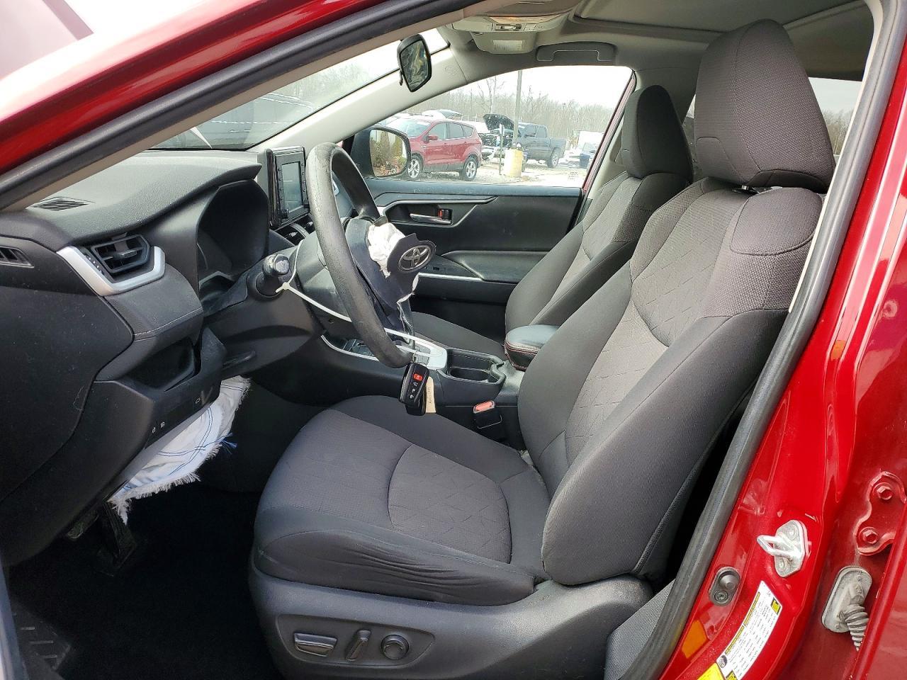 2019 TOYOTA RAV4
