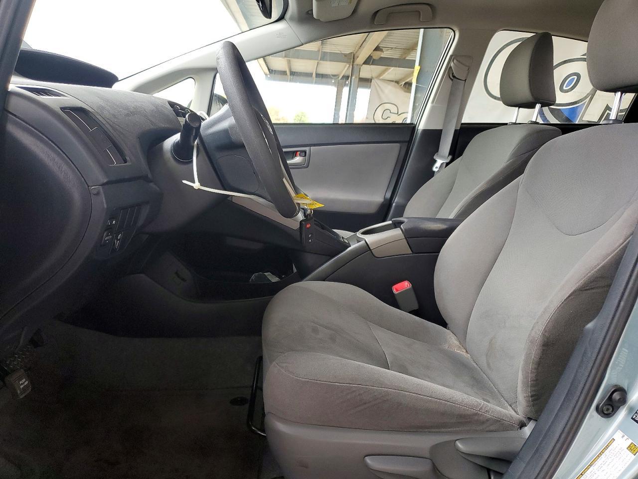 2013 TOYOTA PRIUS