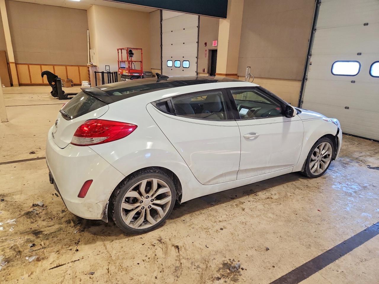 2013 HYUNDAI VELOSTER
