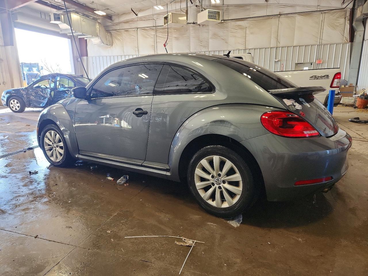 2014 VOLKSWAGEN Beetle