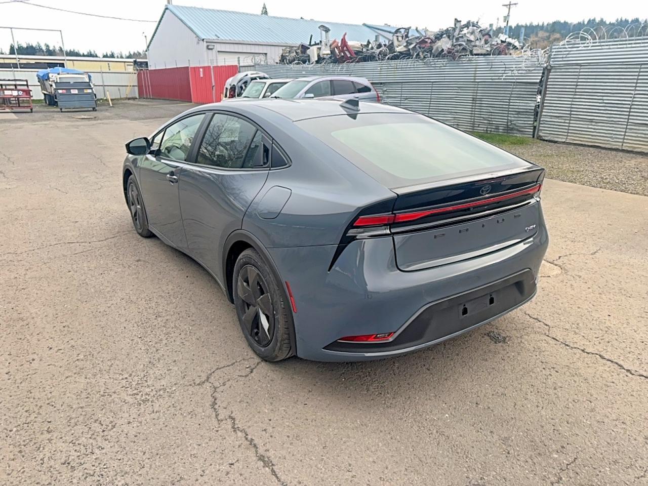 2025 TOYOTA PRIUS