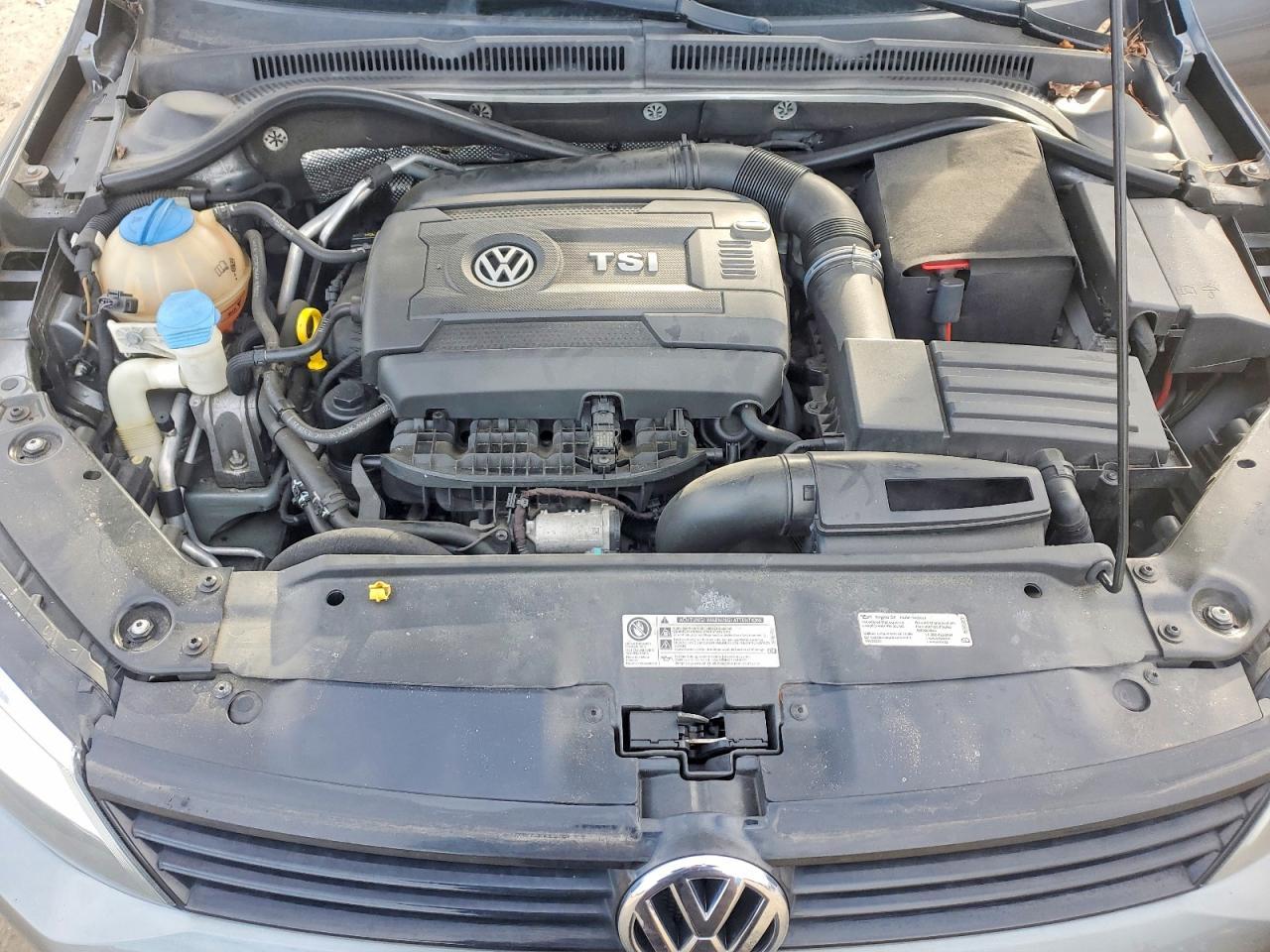 2014 VOLKSWAGEN JETTA