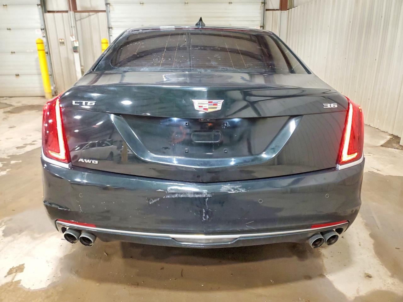 2017 CADILLAC CT6