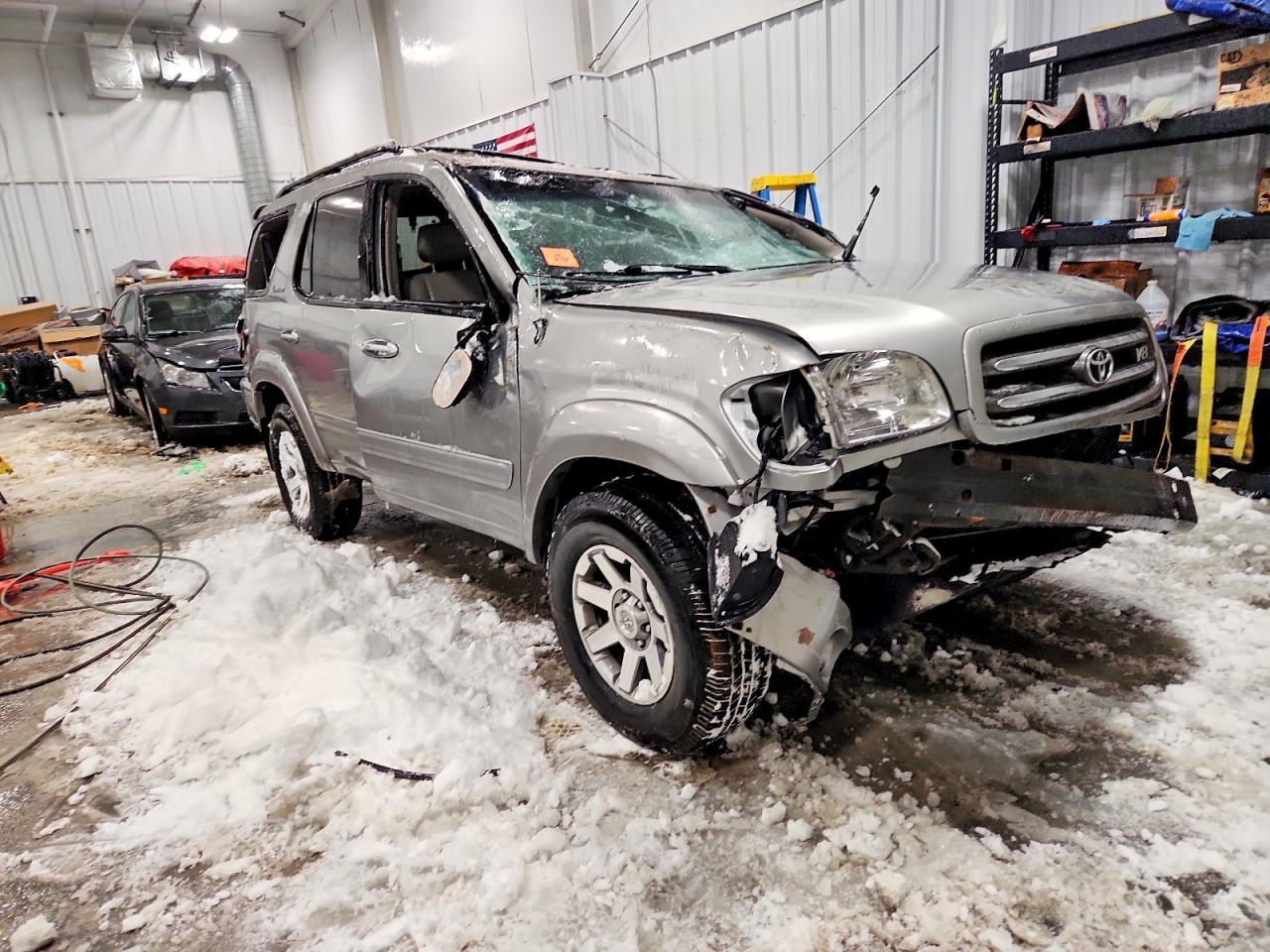 2002 TOYOTA Sequoia