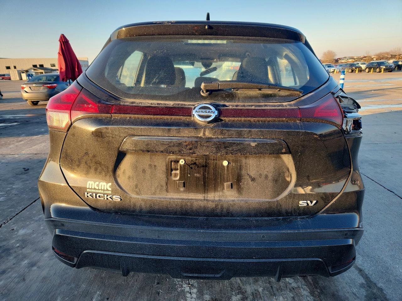 2021 NISSAN KICKS