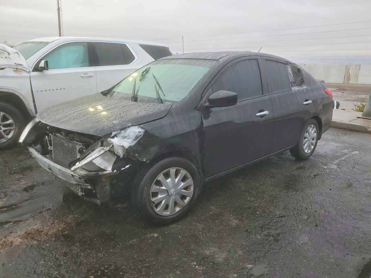 2017 NISSAN VERSA