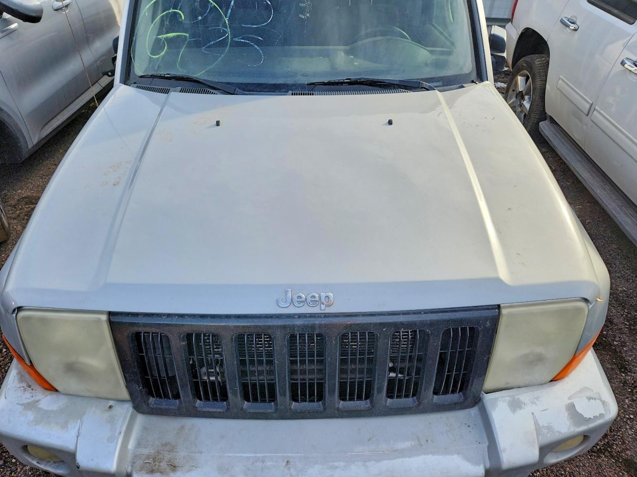 2006 JEEP Commander
