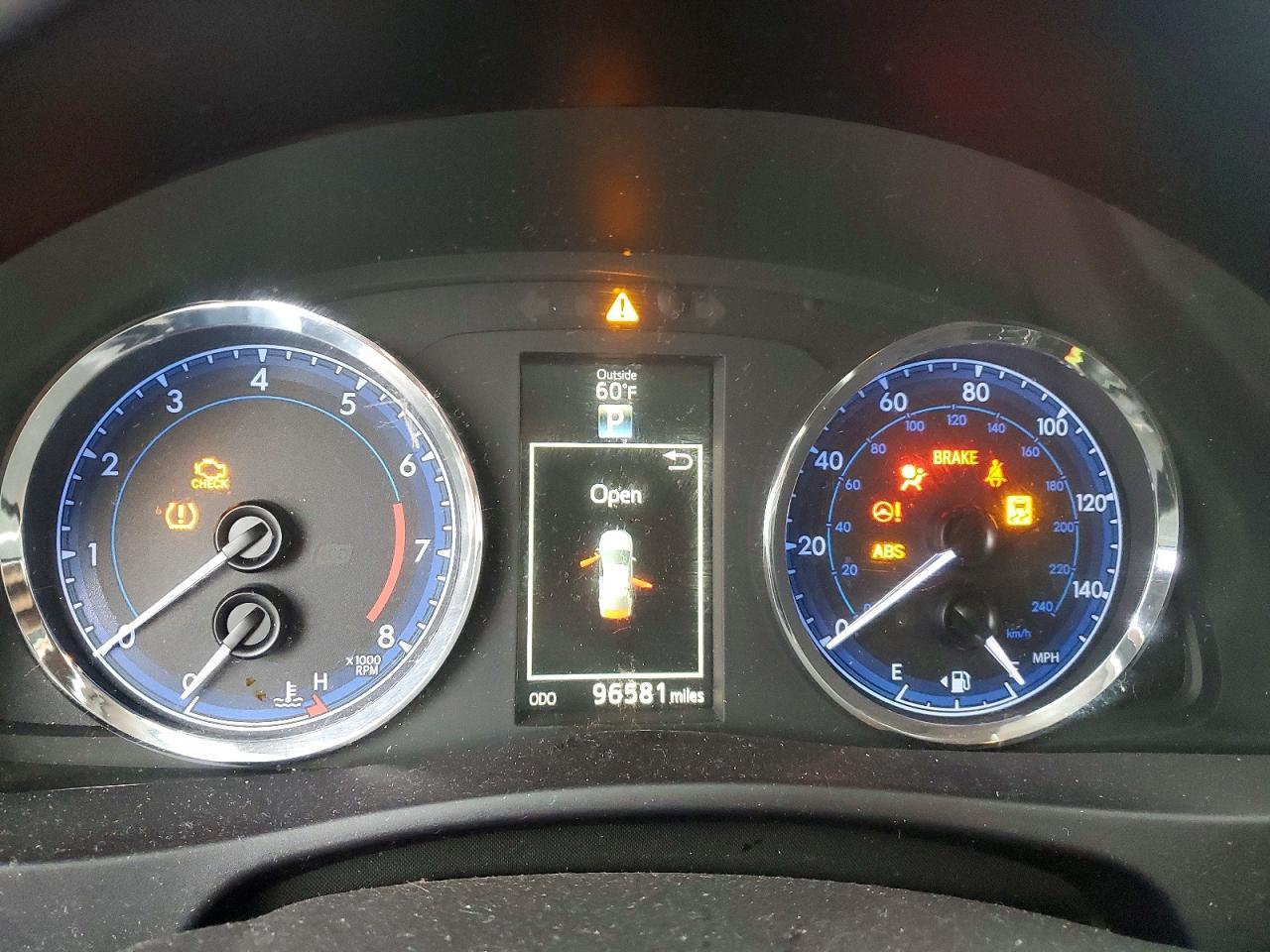 2019 TOYOTA COROLLA