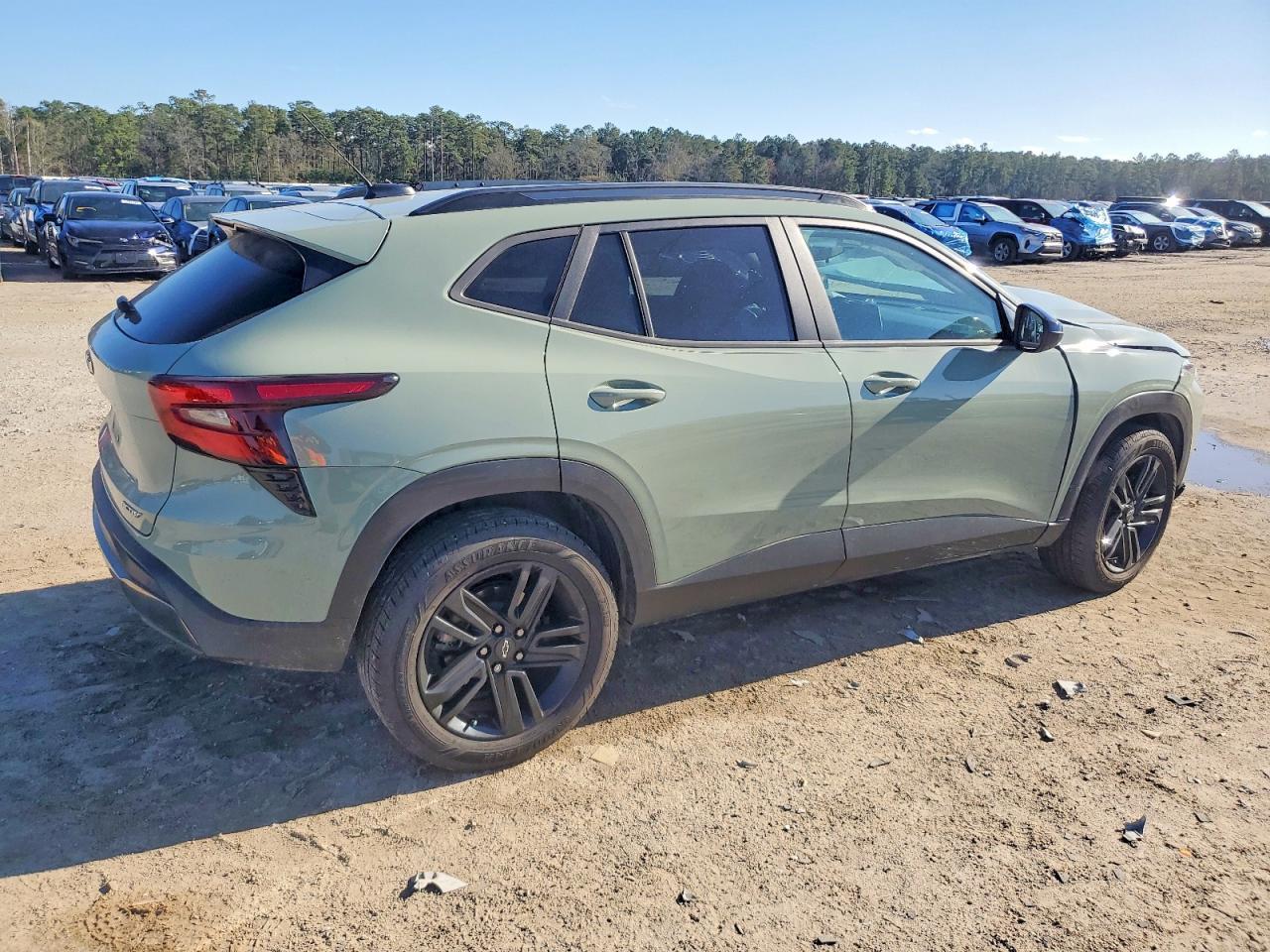 2025 CHEVROLET TRAX