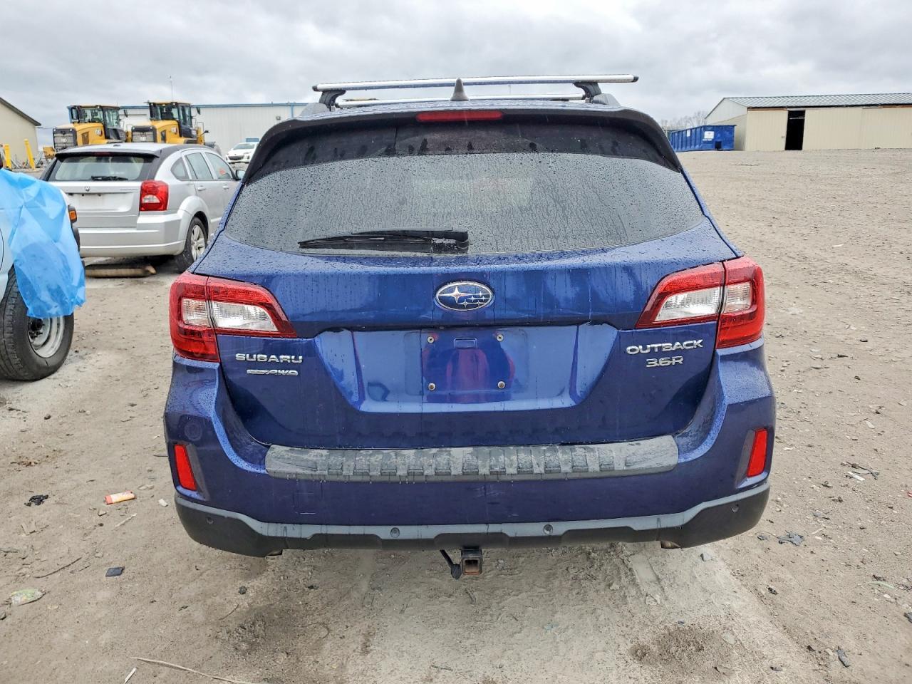 2017 SUBARU Outback