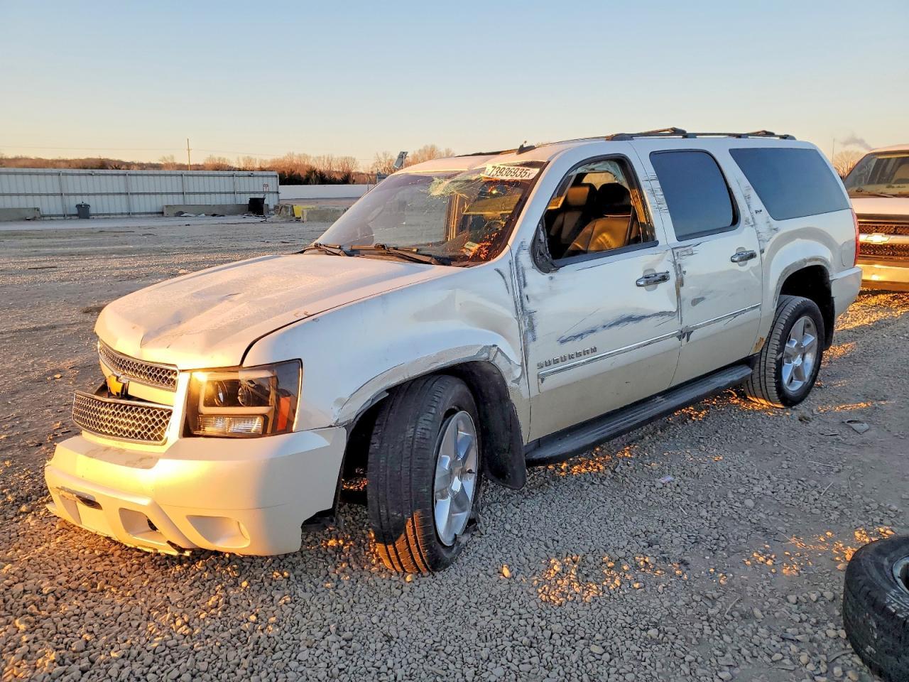 2012 CHEVROLET Suburban