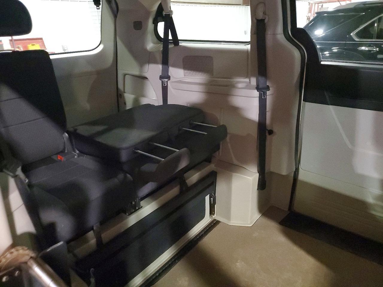 2010 DODGE GRAND CARAVAN