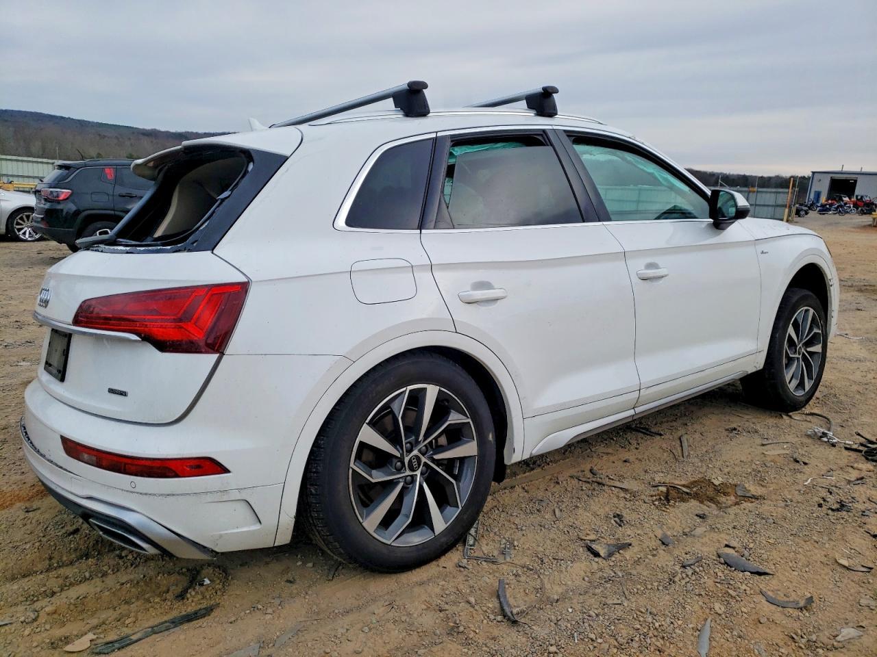 2022 AUDI Q5