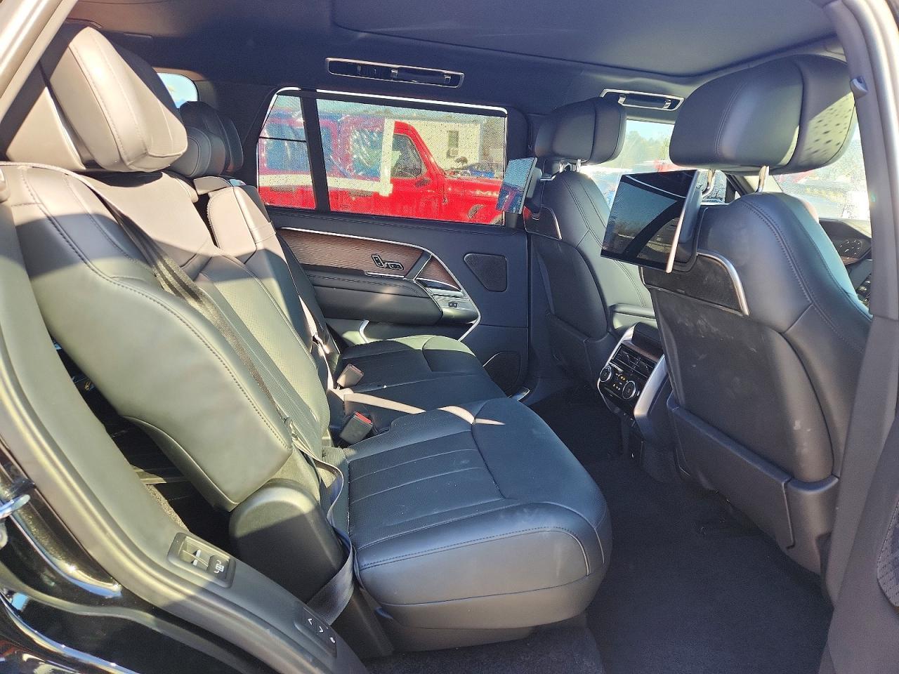 2024 LAND ROVER RANGE ROVER