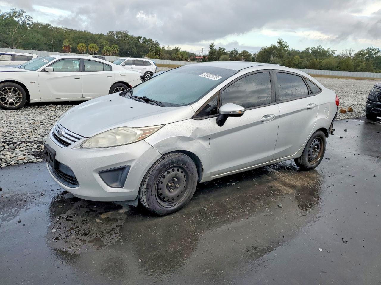 2013 FORD Fiesta
