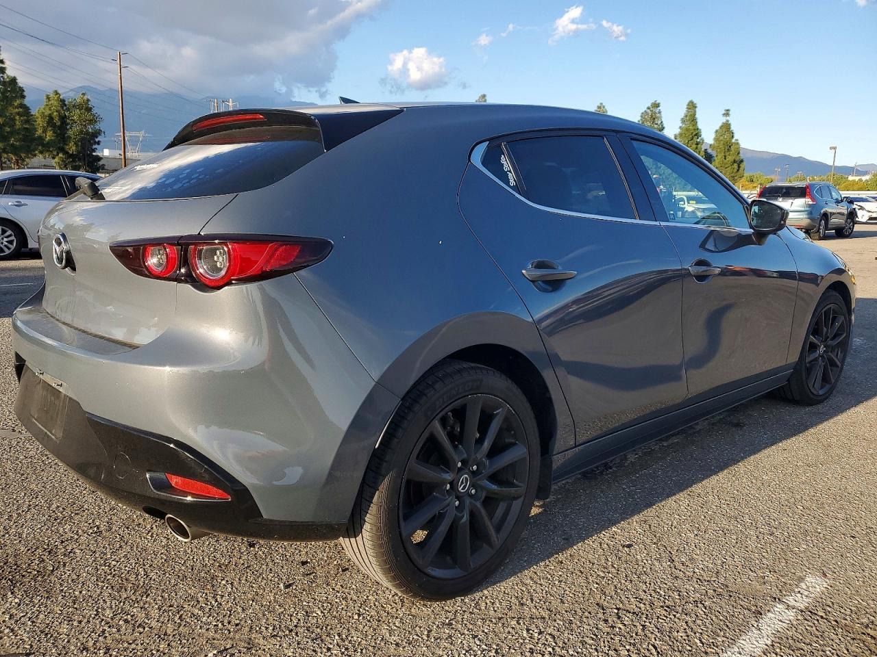 2020 MAZDA 3