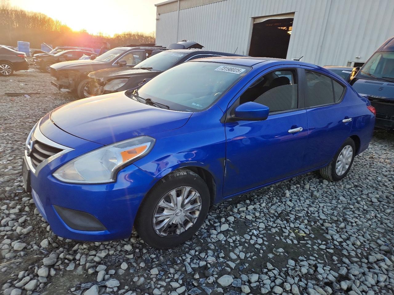 2015 NISSAN VERSA