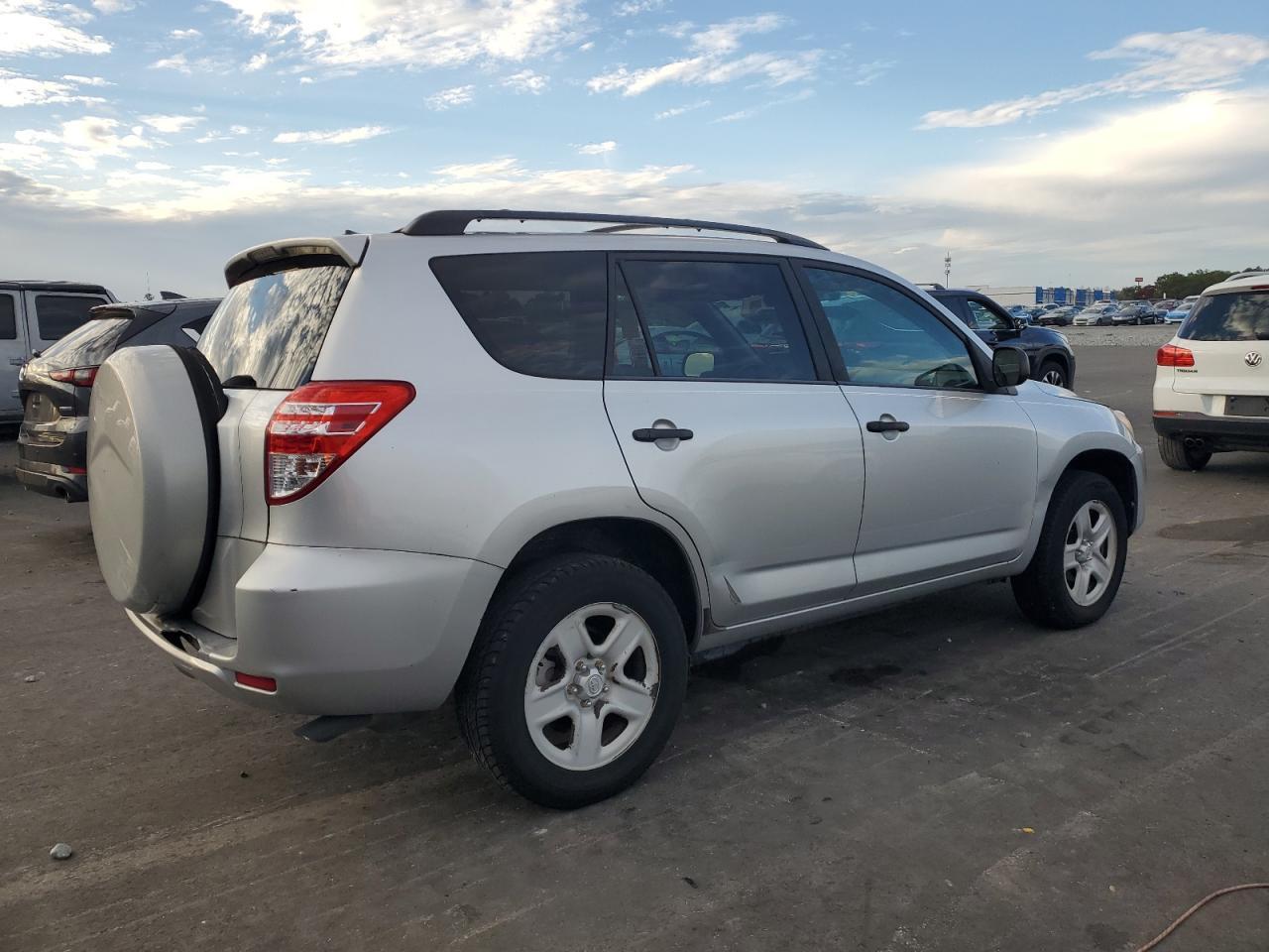 2010 TOYOTA RAV4