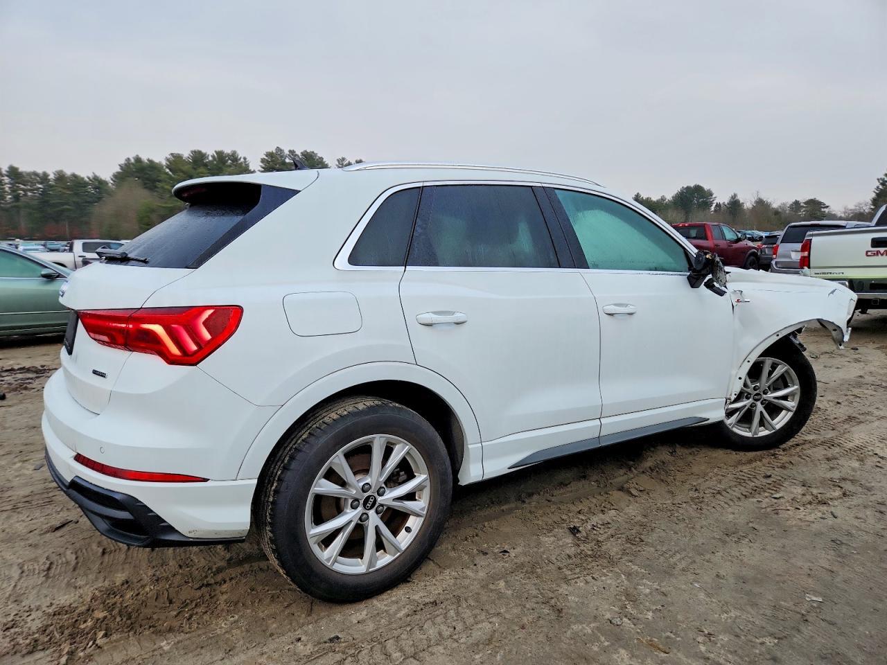 2021 AUDI Q3