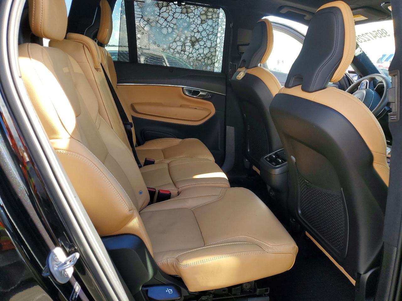 2024 VOLVO XC90