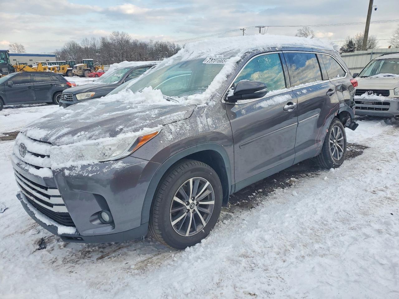 2019 TOYOTA HIGHLANDER