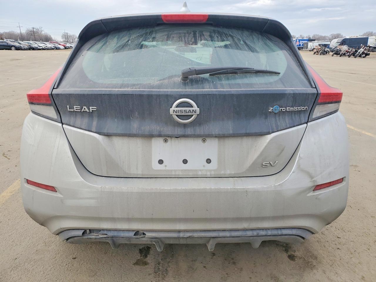 2018 NISSAN LEAF