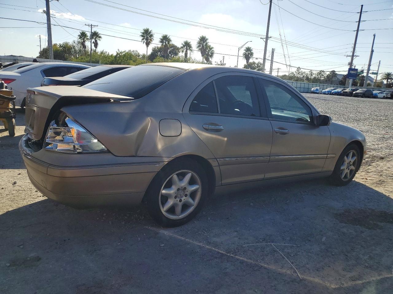 2002 MERCEDES-BENZ C-CLASS
