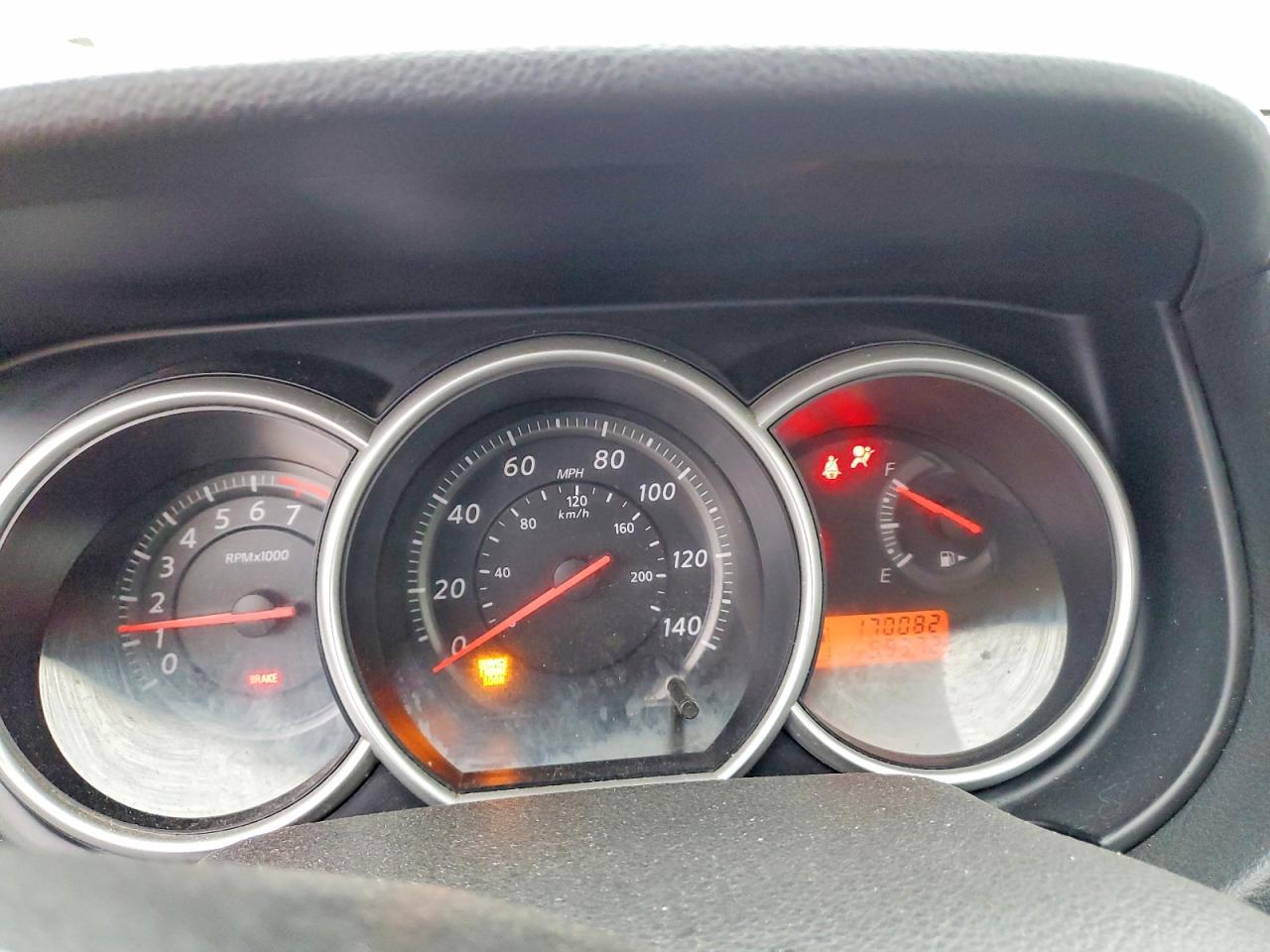 2011 NISSAN VERSA