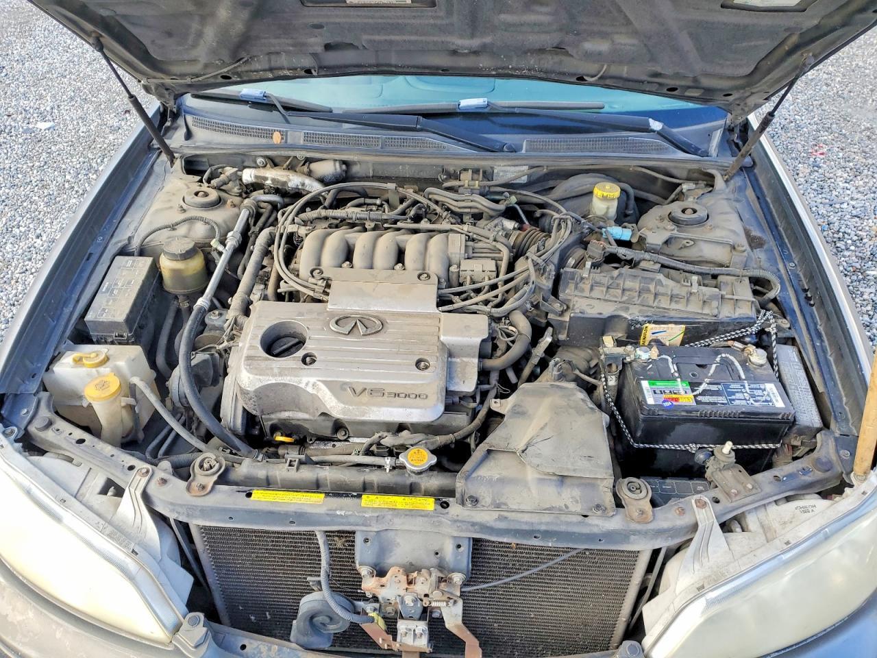 2001 INFINITI I30