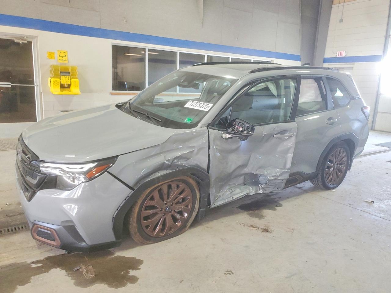 2025 SUBARU FORESTER