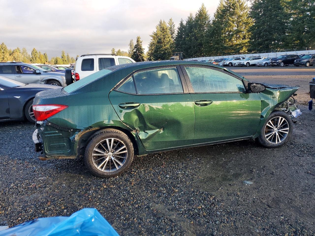 2016 TOYOTA COROLLA