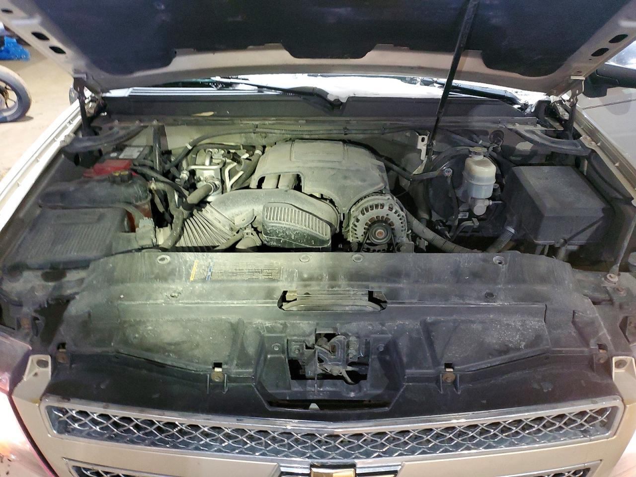 2011 CHEVROLET Tahoe
