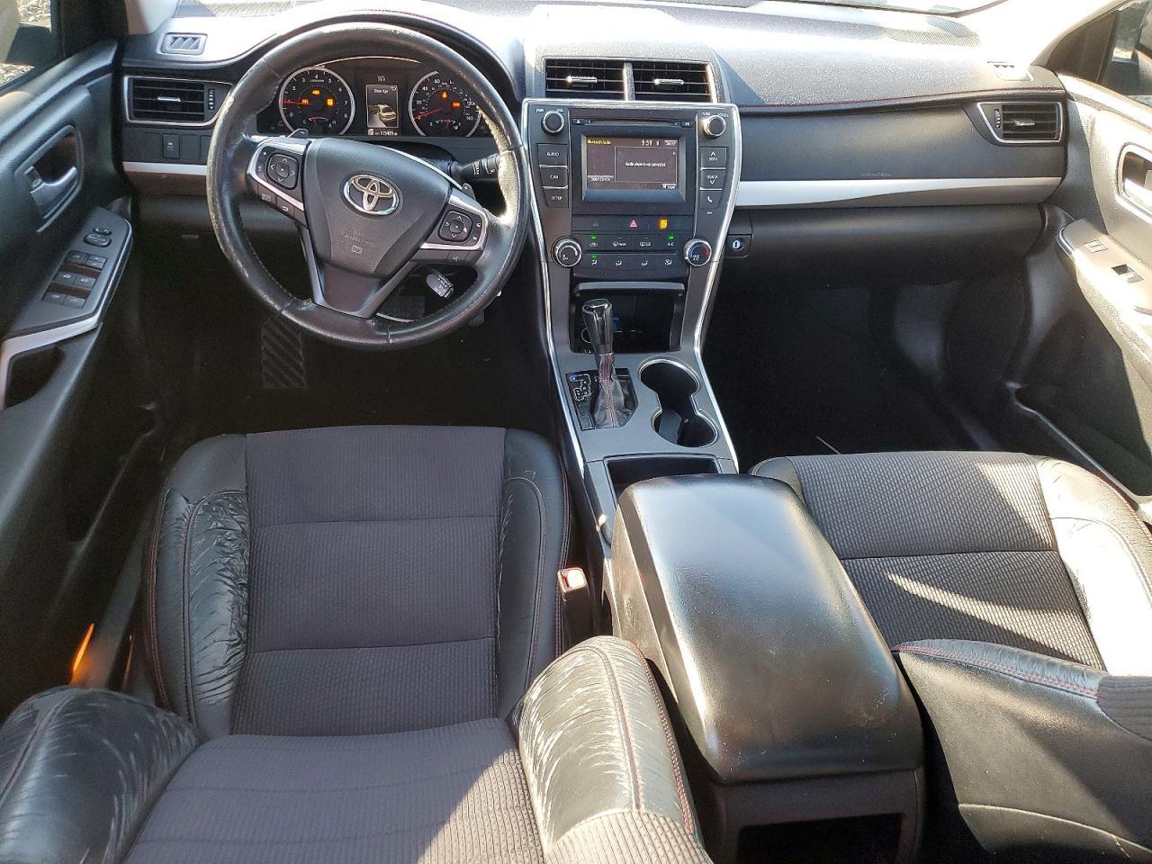 2017 TOYOTA CAMRY