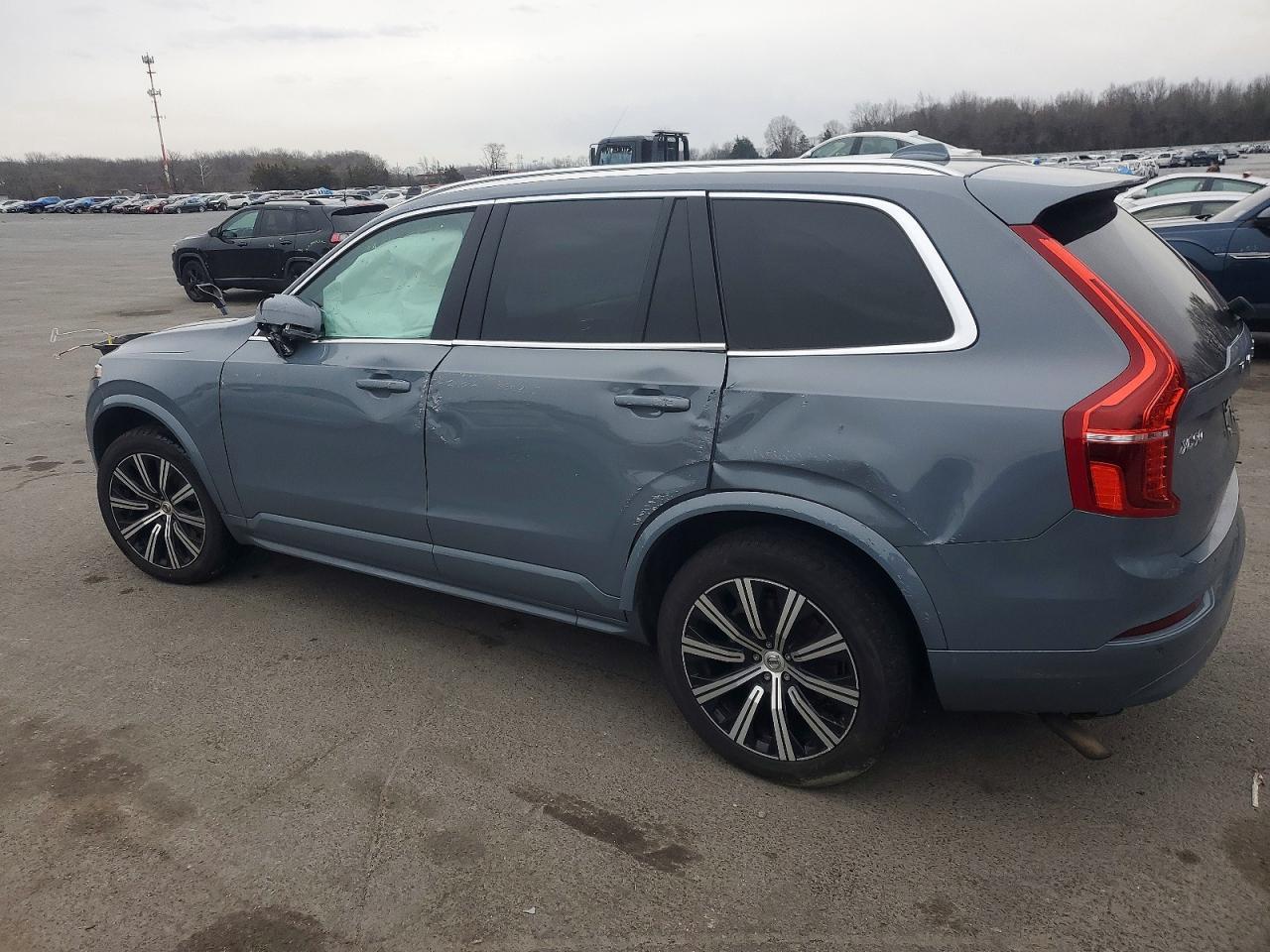 2023 VOLVO XC90