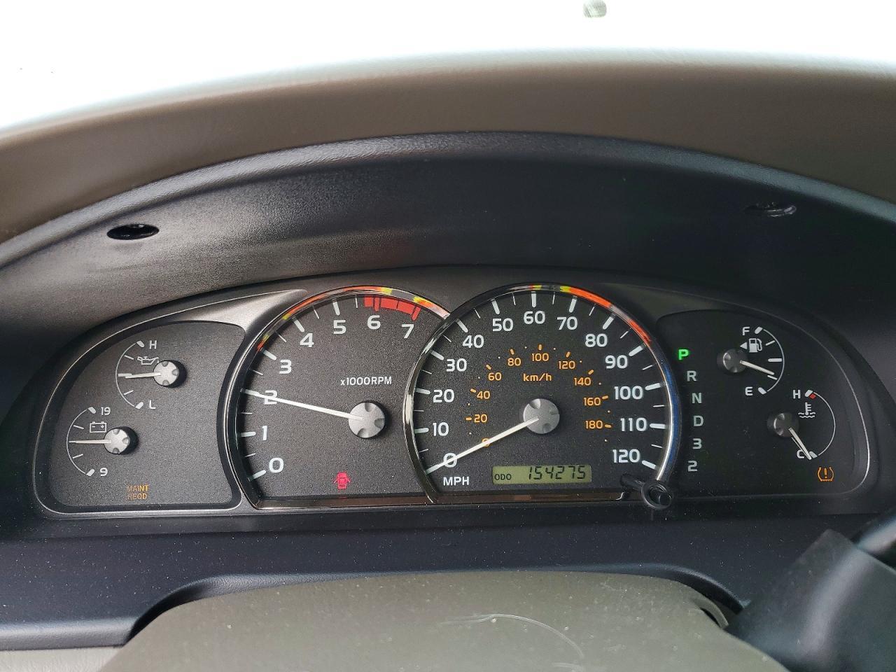2005 TOYOTA Sequoia
