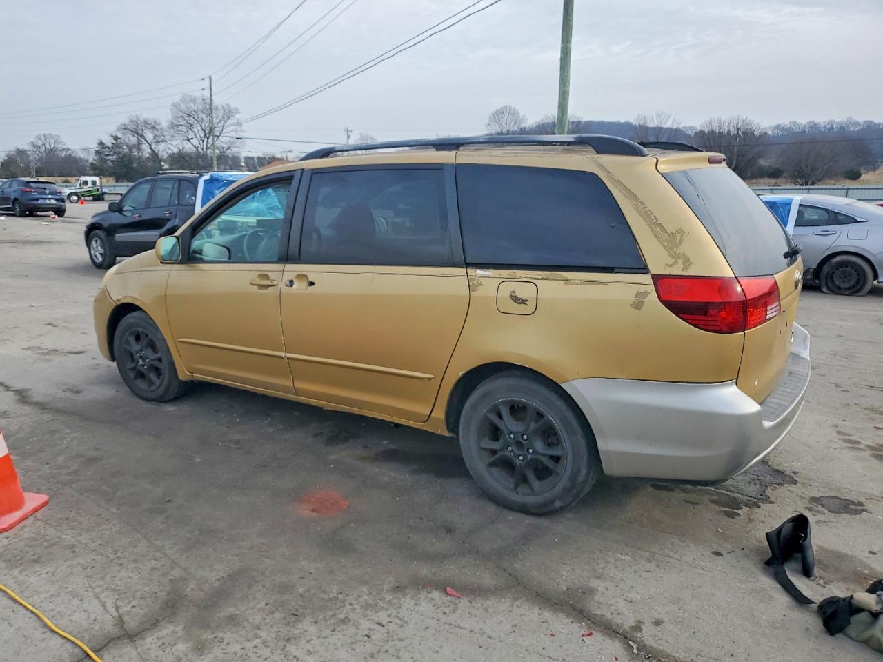 2005 TOYOTA SIENNA