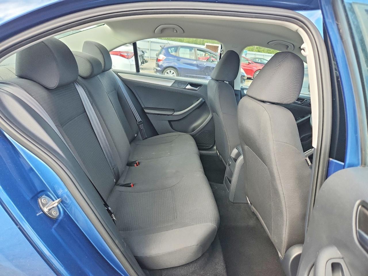 2016 VOLKSWAGEN JETTA