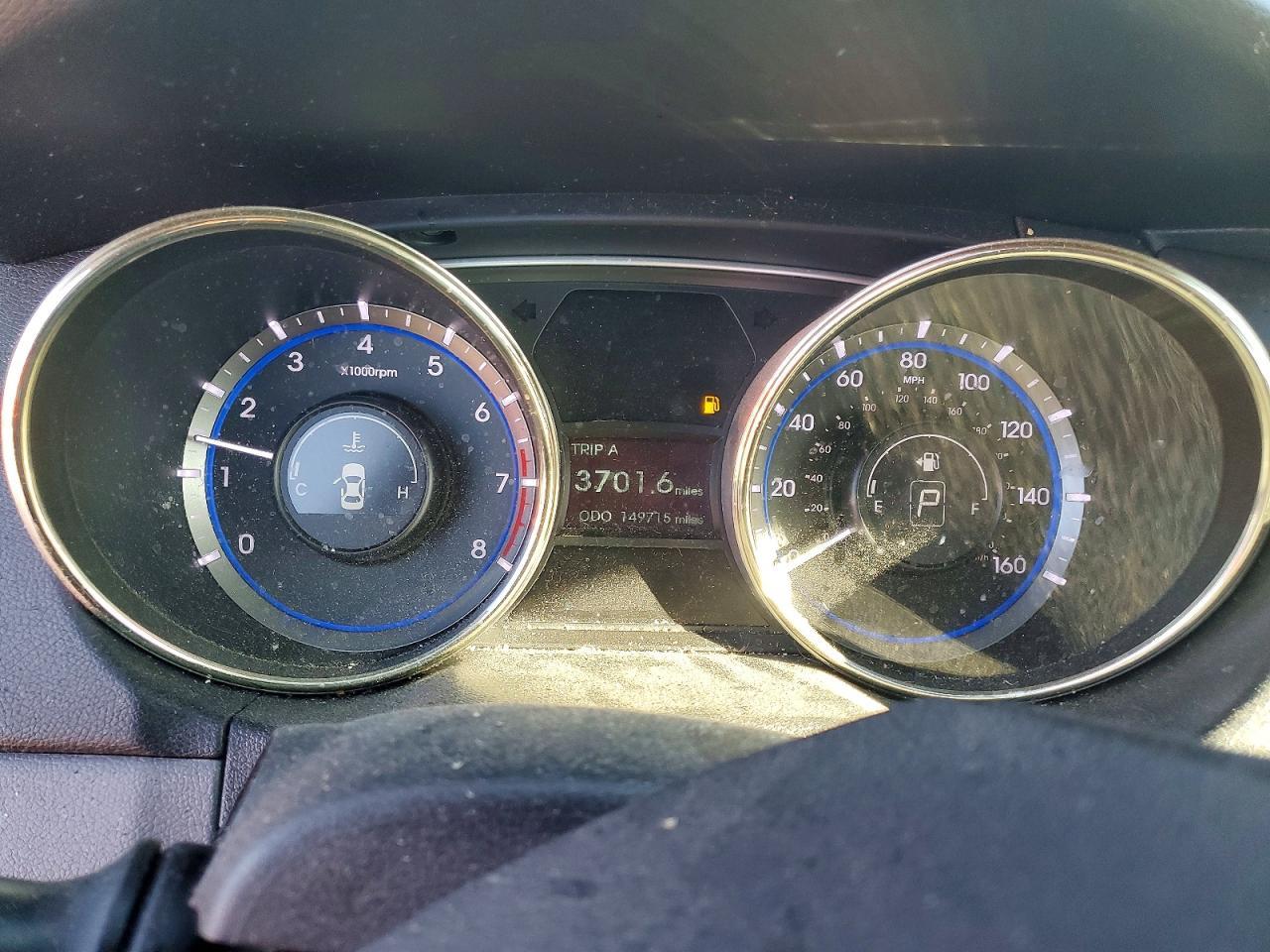2011 HYUNDAI SONATA