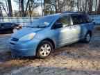 2004 TOYOTA SIENNA