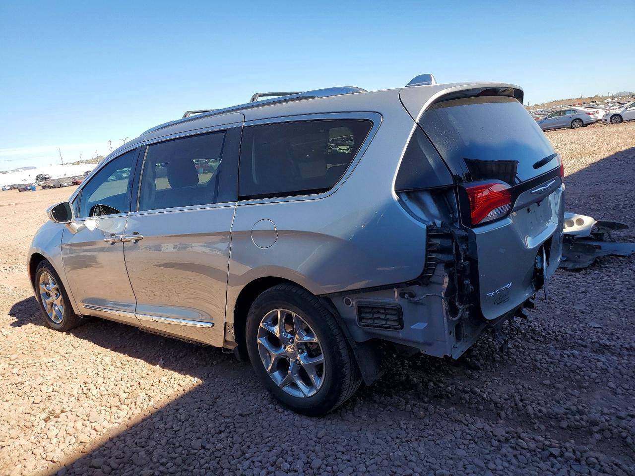 2019 CHRYSLER Pacifica