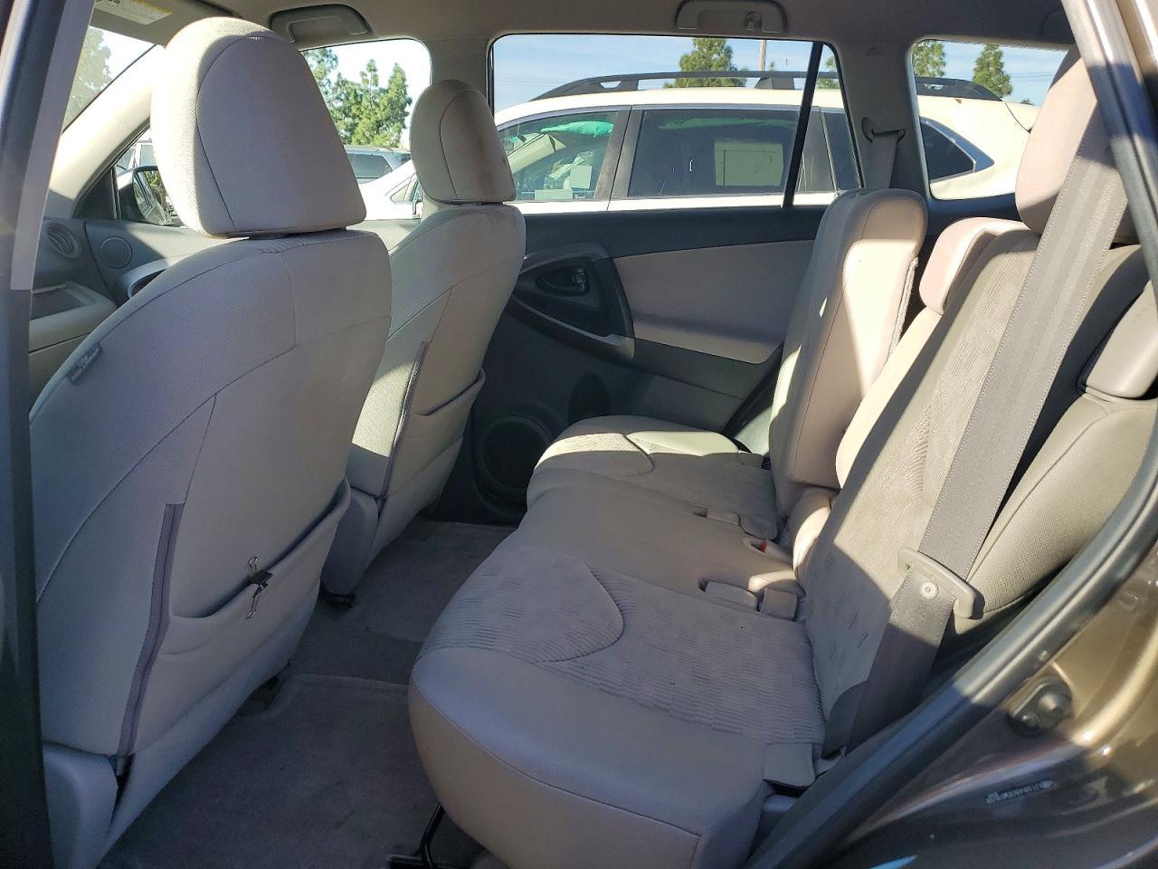 2012 TOYOTA RAV4