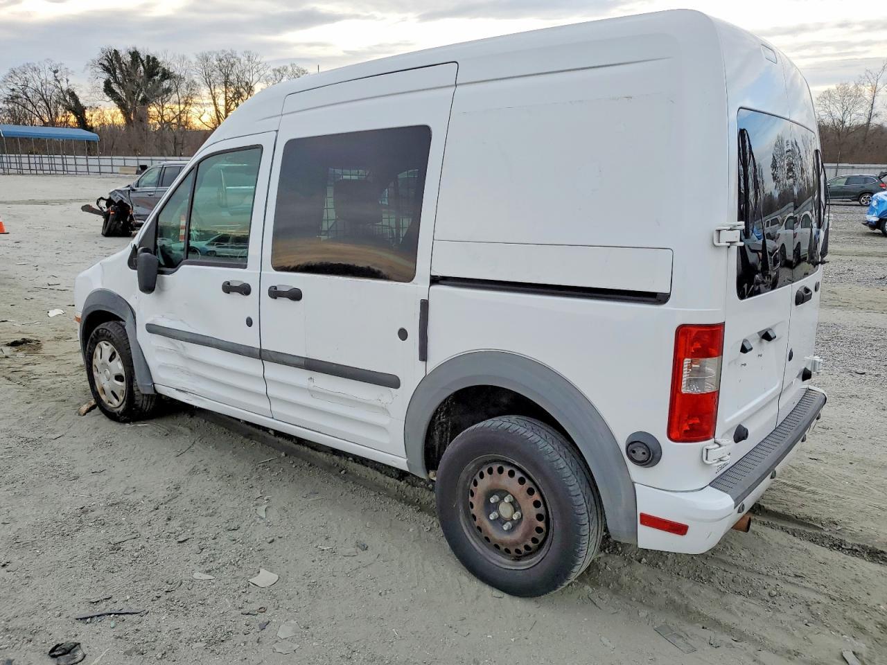 2010 FORD TRANSIT CONNECT