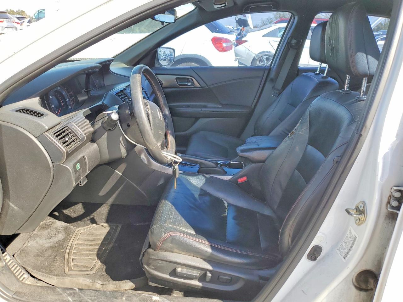 2017 HONDA ACCORD
