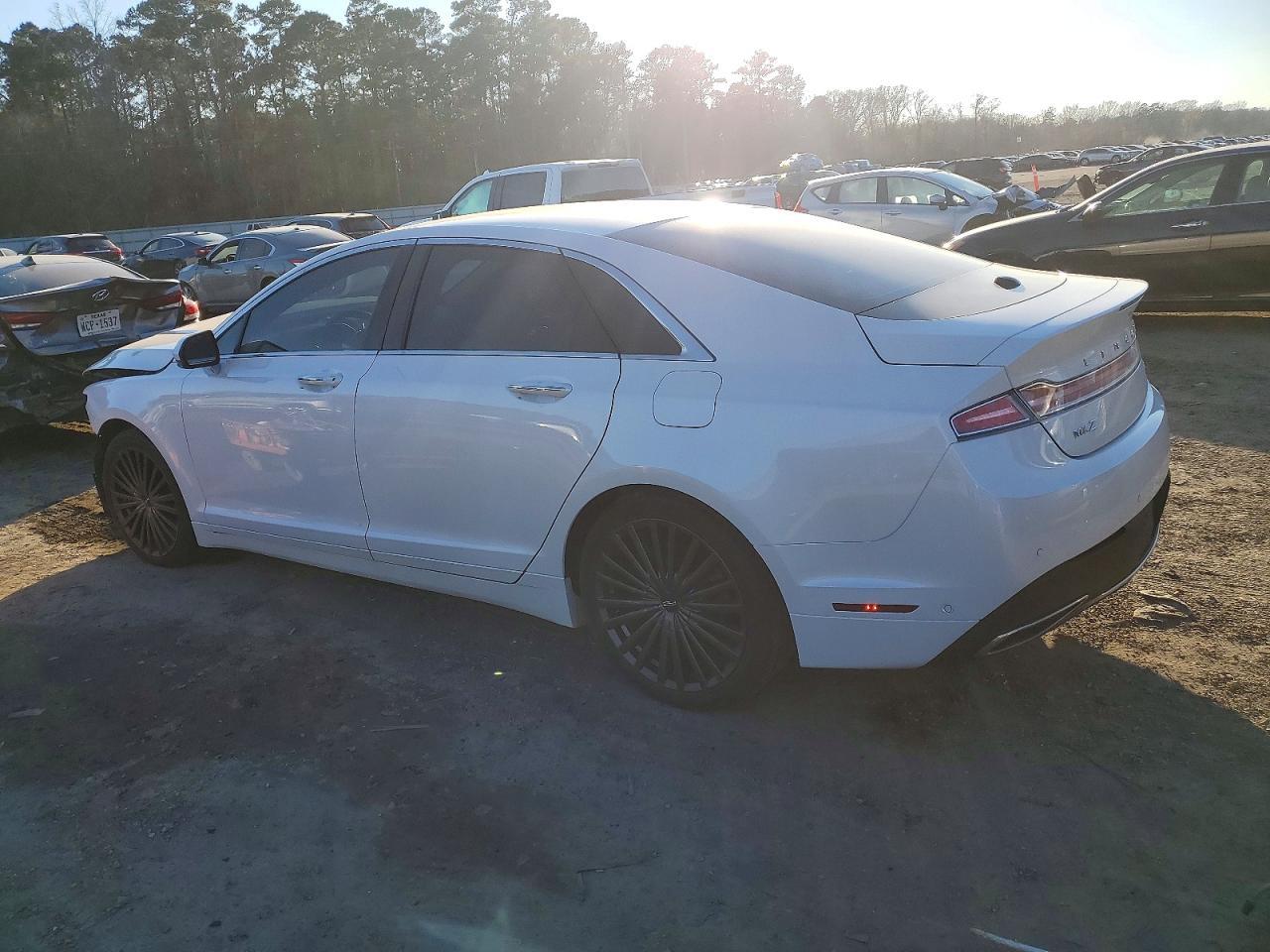 2018 LINCOLN MKZ